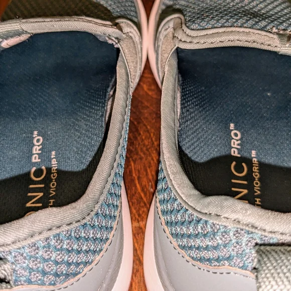 Vionic Womens Julianna Sz 5 Sage Green Slip-on Sneaker Mesh Work Shoe Comfort - Picture 8 of 12